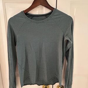 Oiselle Flyout long sleeve top